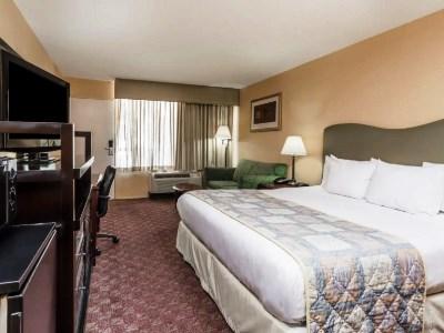 Ramada by Wyndham Altamonte Springs Hotel Bagian luar foto