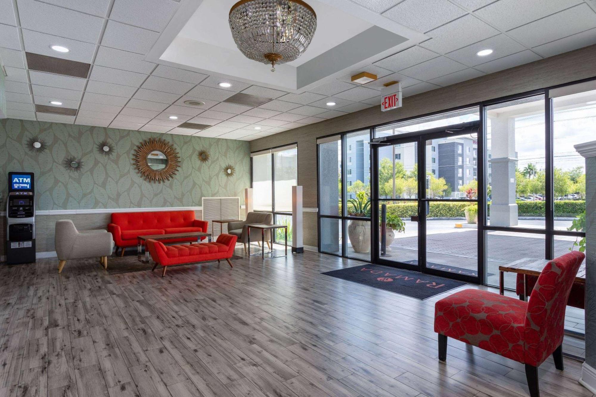 Ramada by Wyndham Altamonte Springs Hotel Bagian luar foto